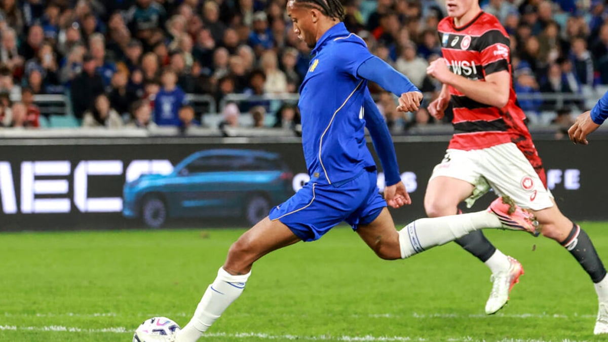 'Very hungry' Joao Pedro impresses new Chelsea manager Alonso