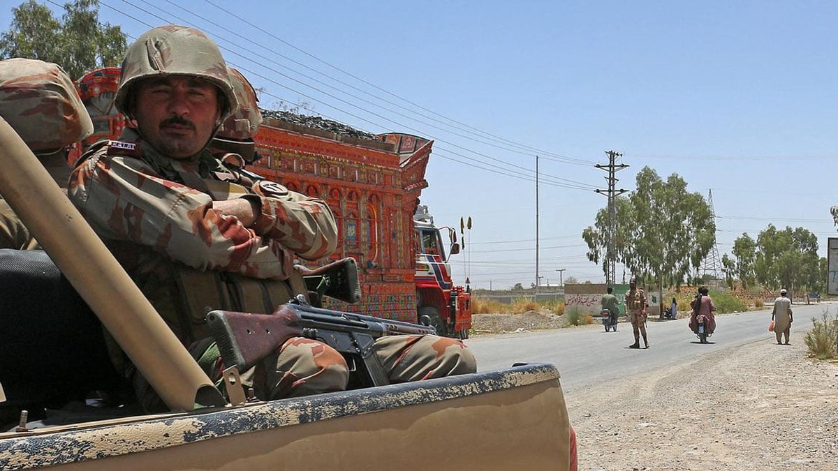 Security forces kill six terrorists in Mastung operation, arrest suicide bombers