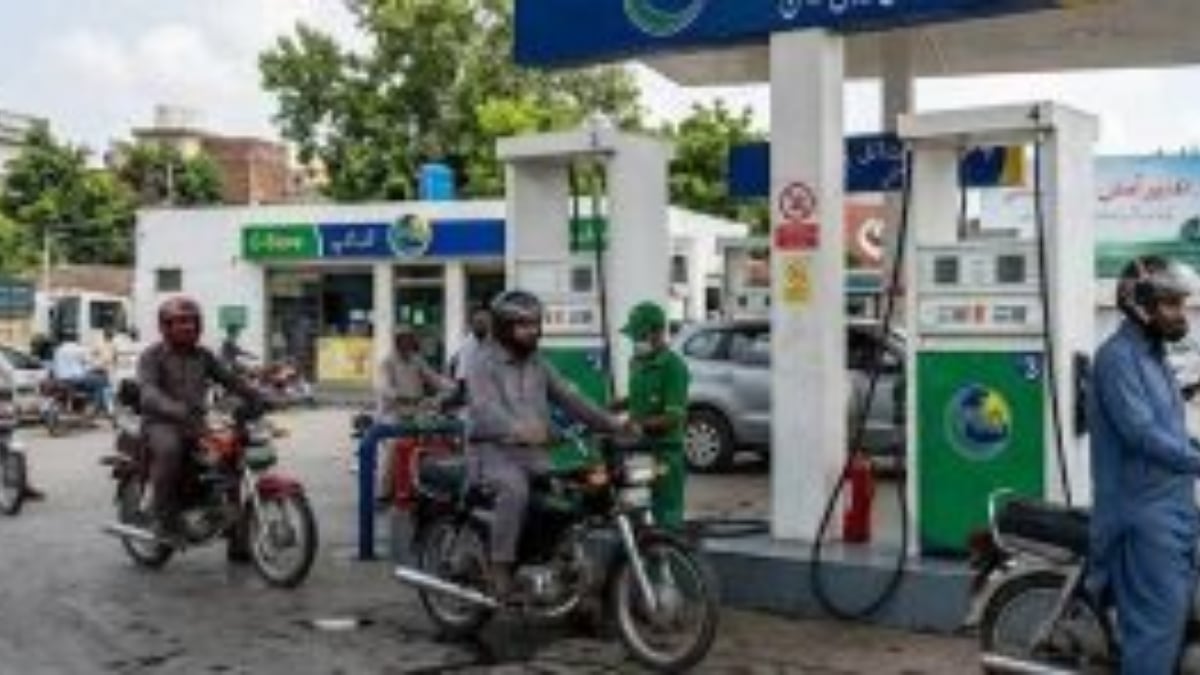 Petrol pump owners threaten to suspend operations in Pakistan