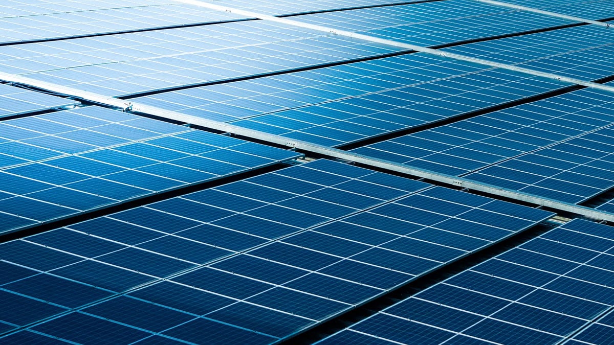 Sindh CM directs fast-track delivery of solar panels to deserving households