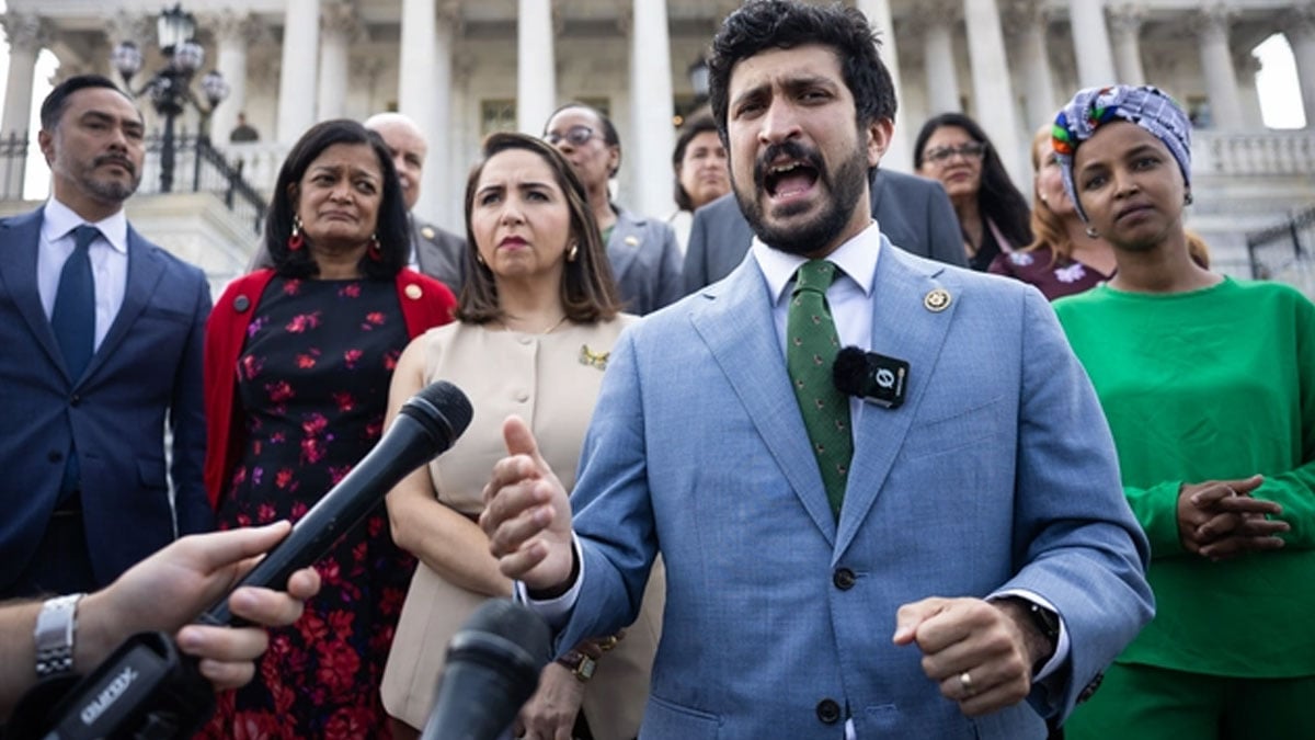 Once unthinkable vote: Over 100 House Democrats back cutting Israel aid