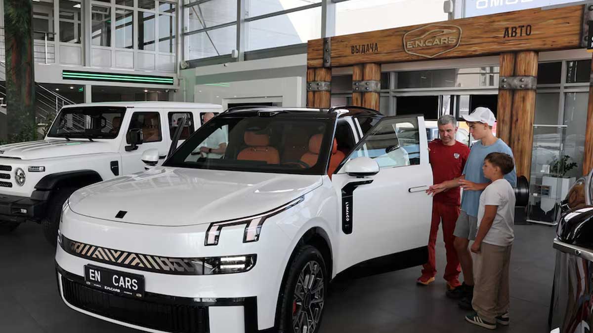 Russia petrol crisis prompts rush for electric cars
