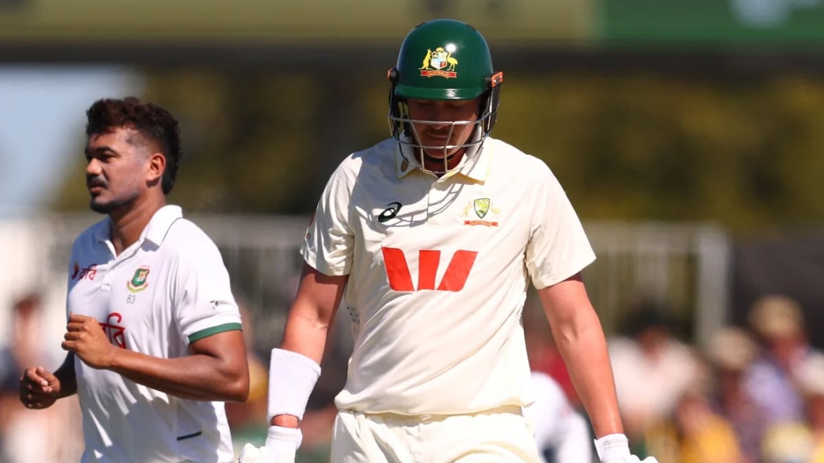 Australia lose three wickets after skittling Bangladesh for 64