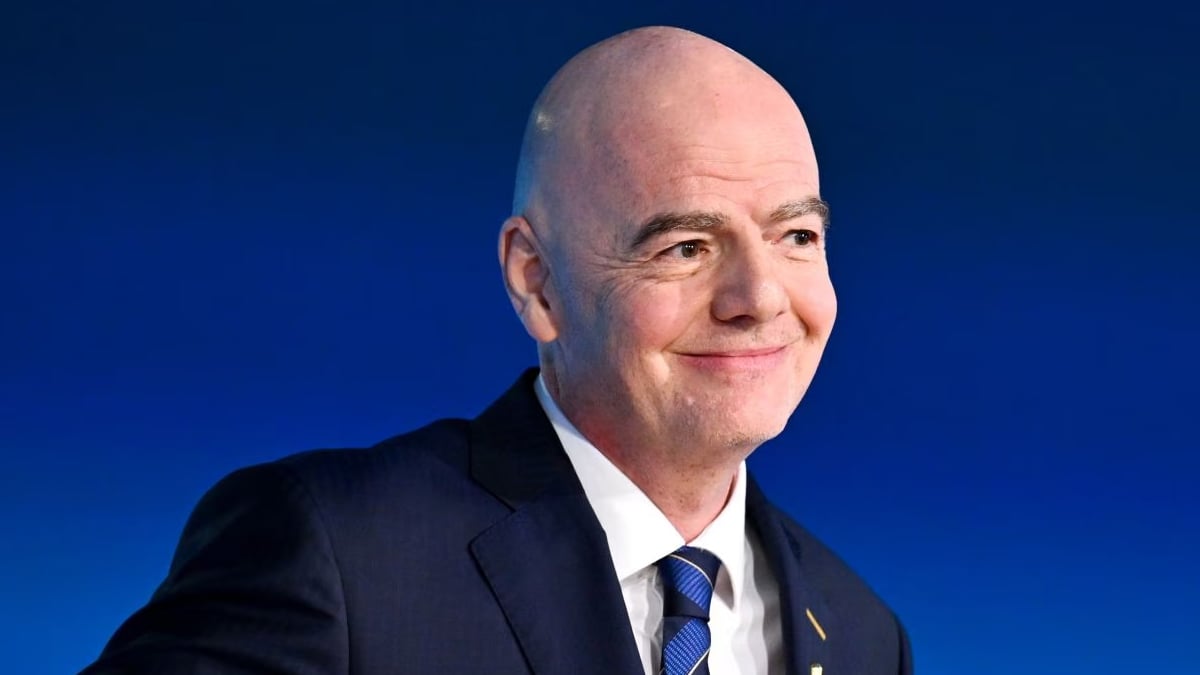Call for Infantino to resign comes amid wave of support