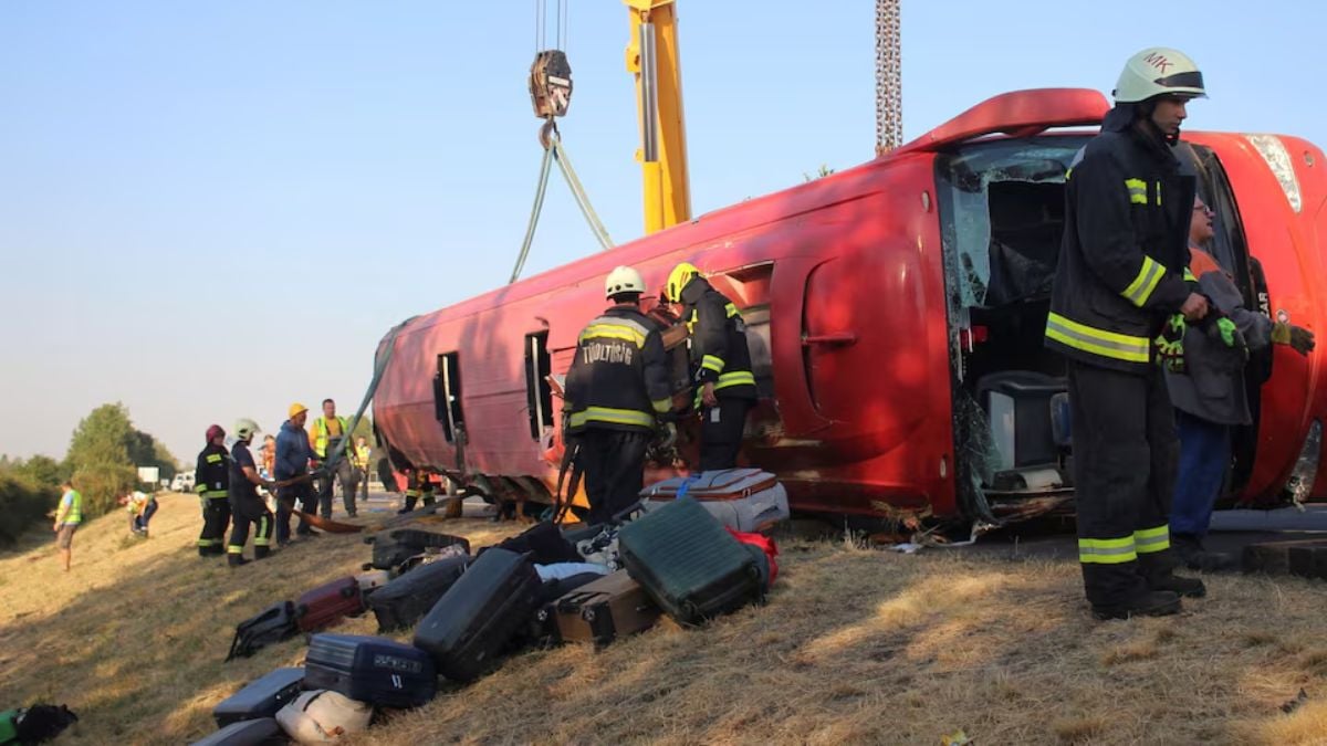 Twelve killed and at least 10 injured in Polish bus crash in Hungary