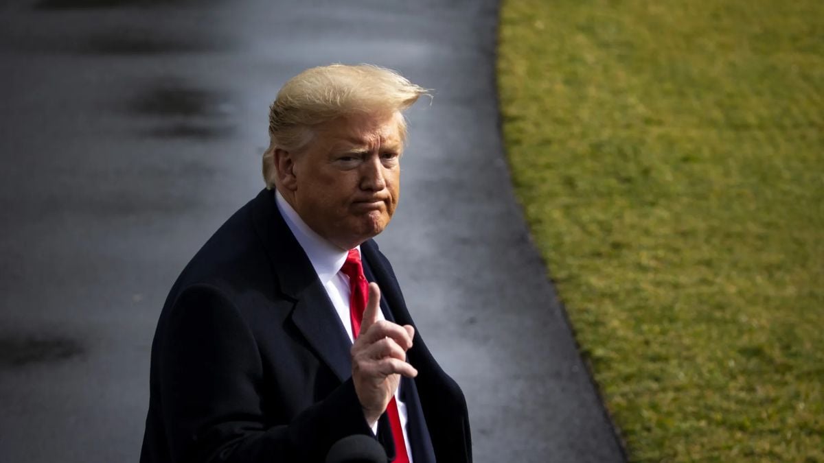 Trump threatens to bomb Oman if it gets in way of Iran deal: report