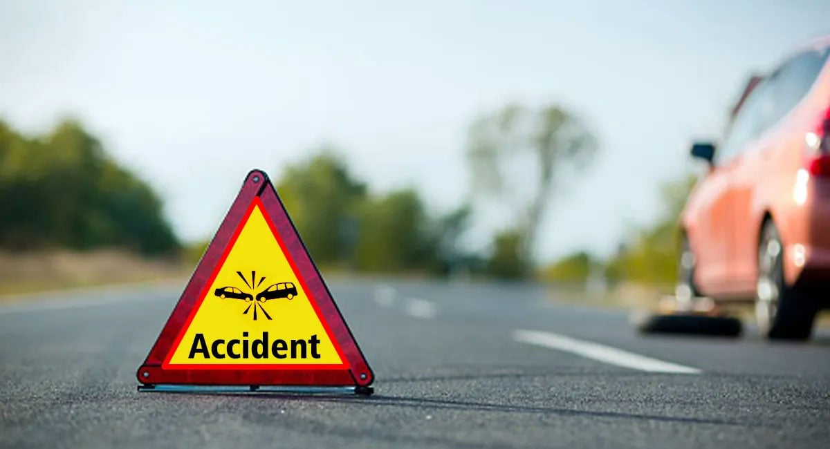 Speeding Vehicle Kills Two Youths near Malir Court in Karachi