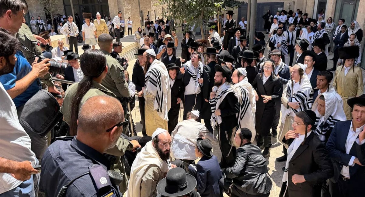Sabbath cafe clash lays bare Israel faultlines