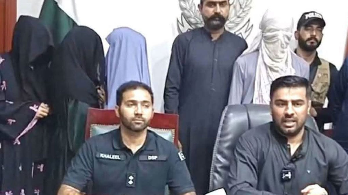 Three schoolgirls missing from Dadu recovered in Mirpurkhas