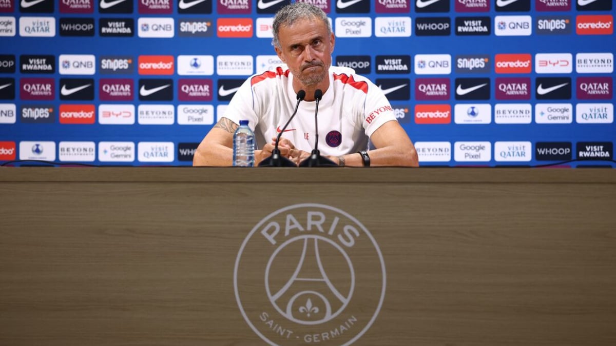 PSG coach Luis Enrique worried about Parc des Princes