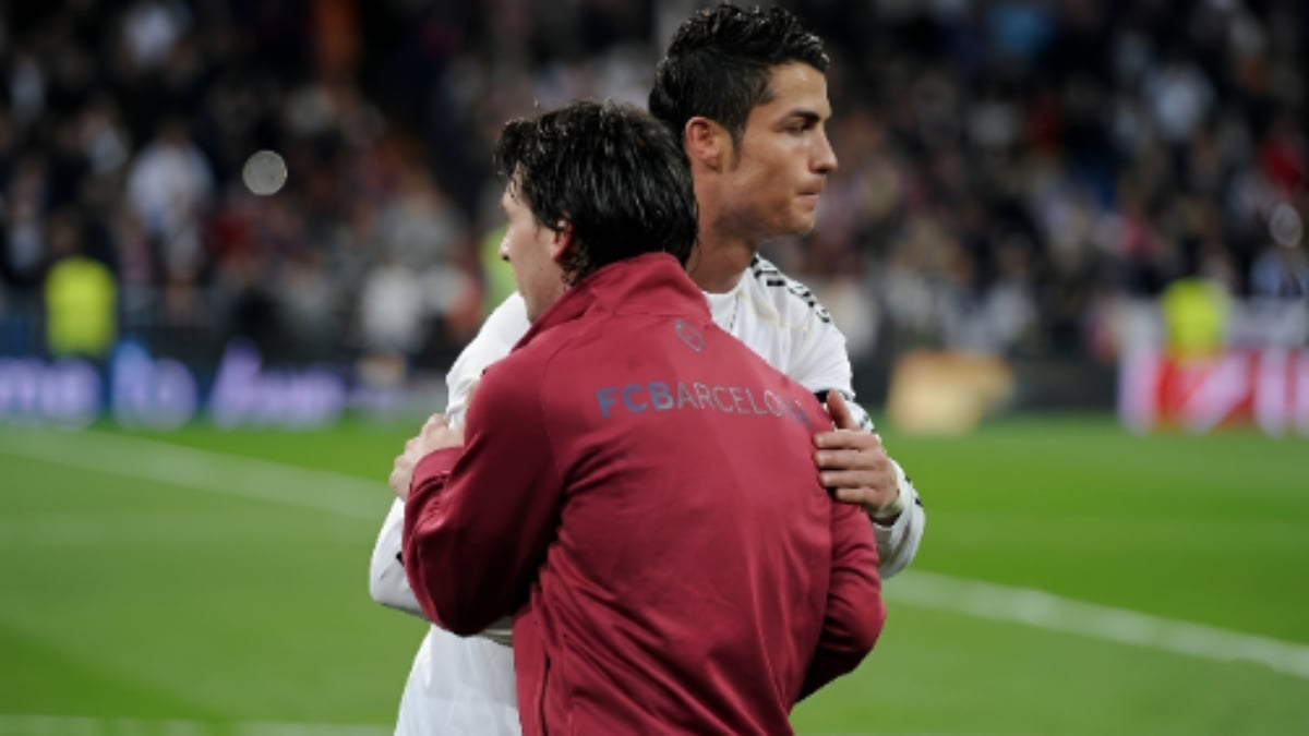 Cristiano Ronaldo offers condolences to Messi after father’s passing