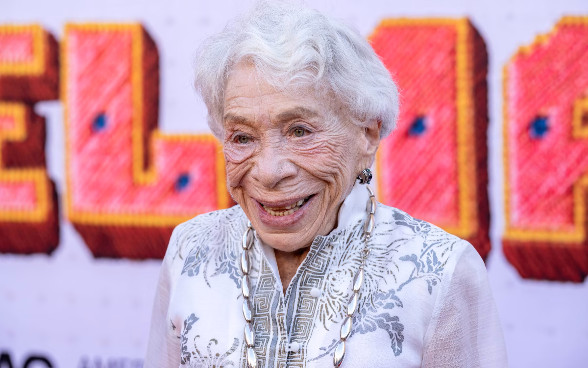 'Gilmore Girls' star Bunny Levine passes away at 97