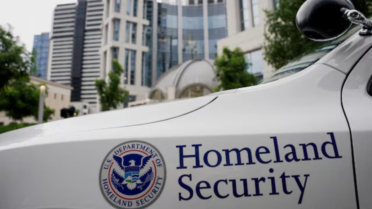 US judges allow Trump to end protections for migrants from THESE two countries