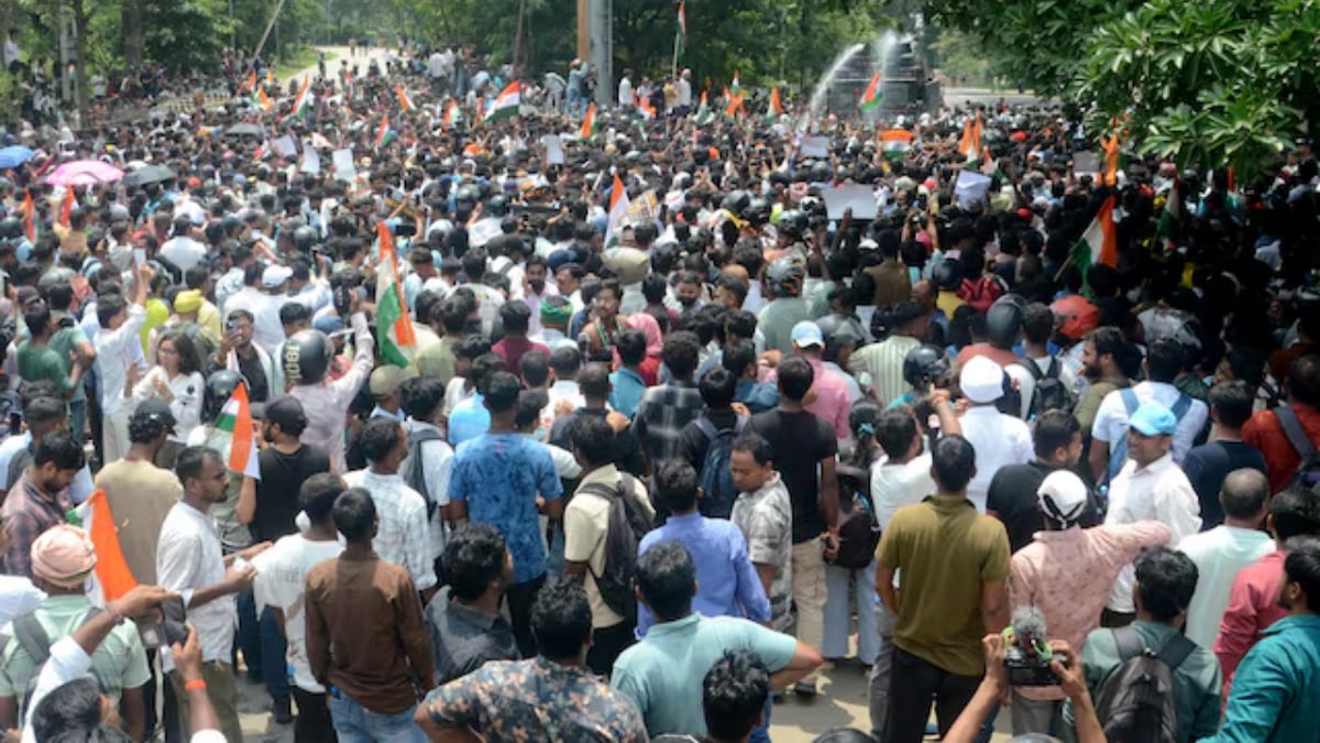 Indian police fire tear gas, use batons to disperse youth protesters