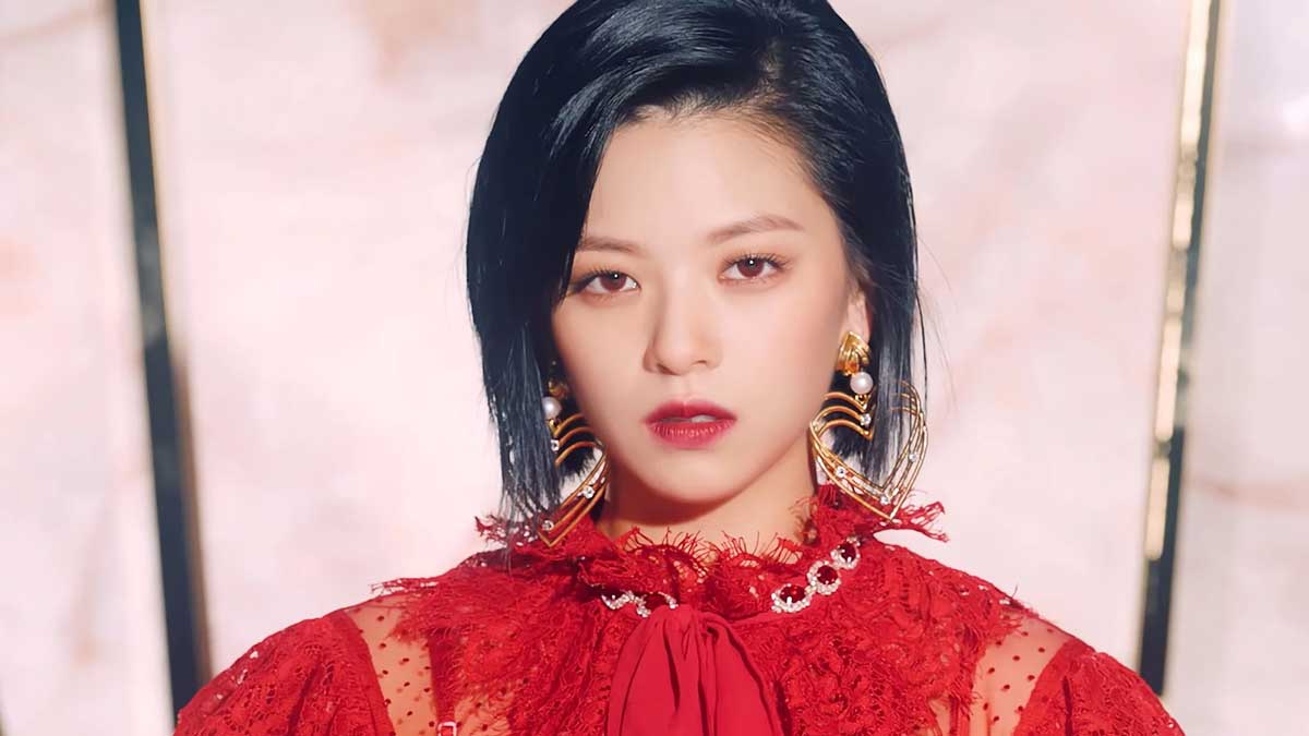 TWICE’s Jeongyeon part ways with JYP Entertainment; Here is why