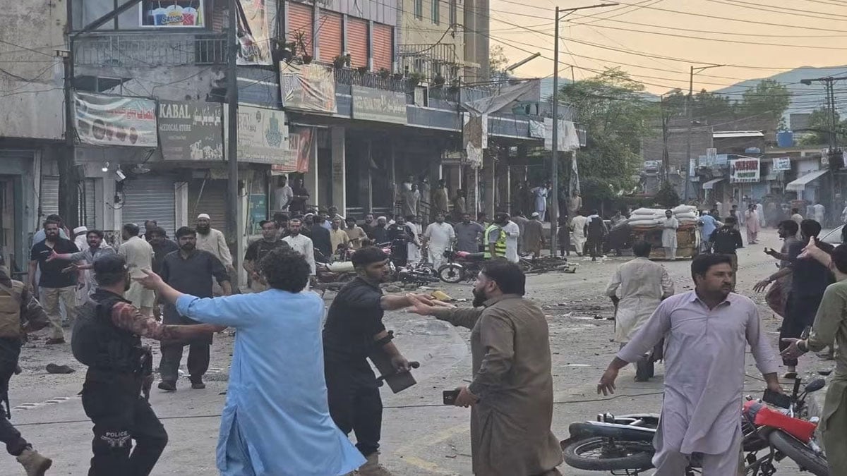 Swat: Death toll rises to 14 in Kabal police station suicide blast