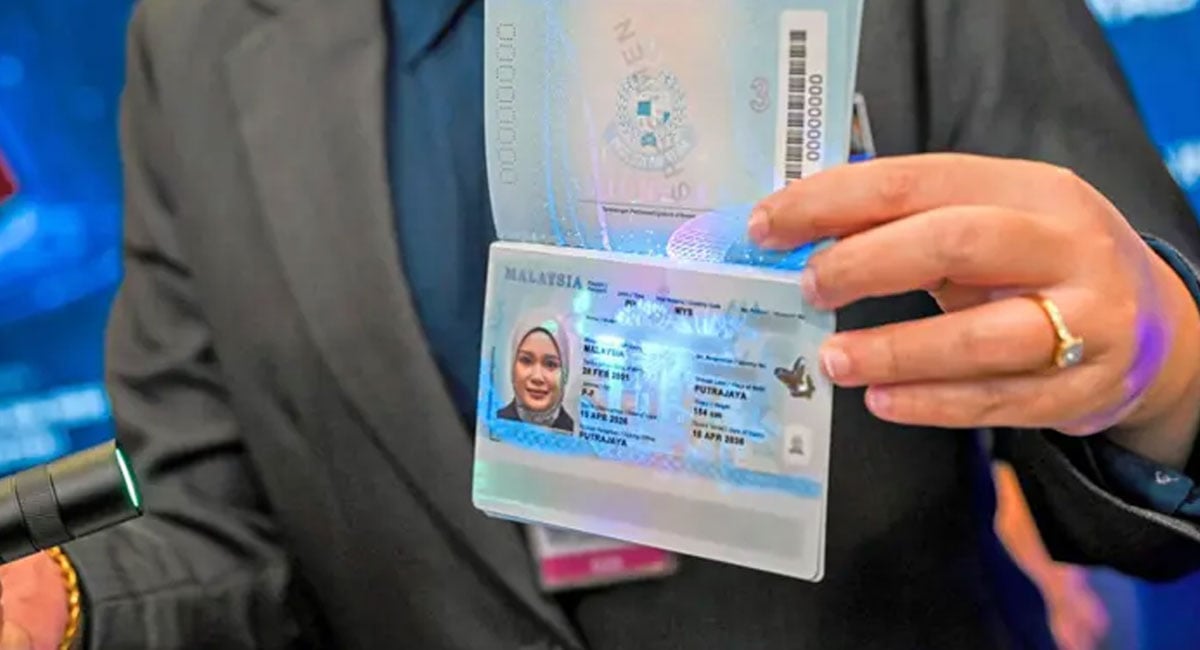 Malaysia announces free replacement of passports