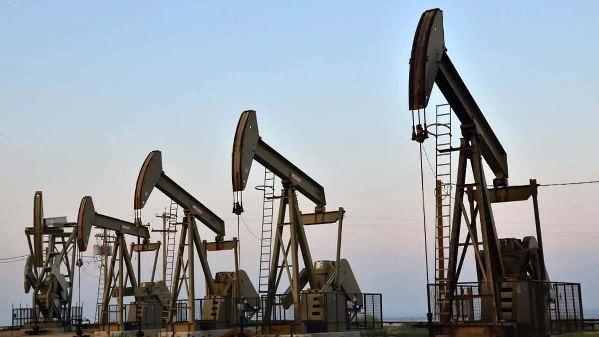 Trump demands lower gas prices from oil companies, chides Chevron CEO