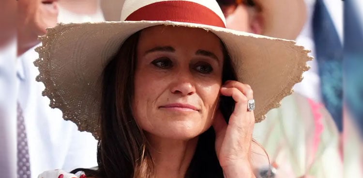 Pippa Middleton ordered to redo “ugly” car park at £15m Berkshire estate