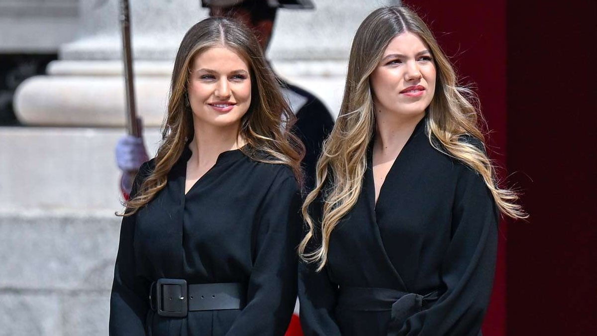 Princess Leonor and Sofia steal the show on royal outing