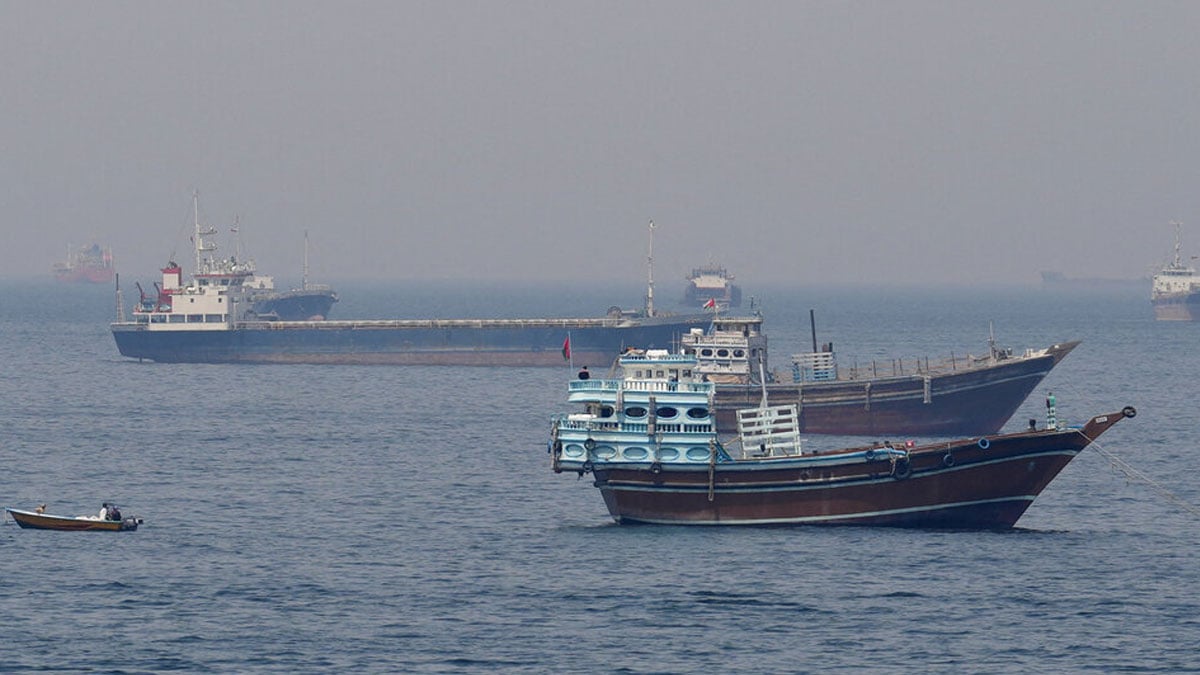 Hormuz Strait to remain shut until U.S. meets interim deal conditions, Iran says
