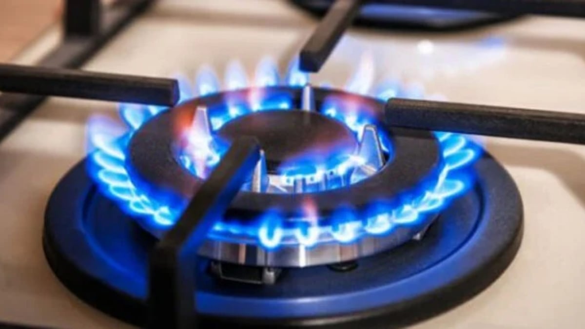Gas supply schedule announced for THESE areas by SSGC