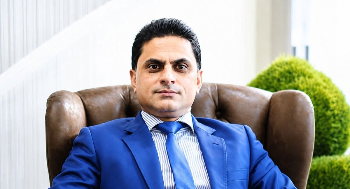 Newly elected AJK MLA Sajid Iqbal Abbasi decides to join PML-N