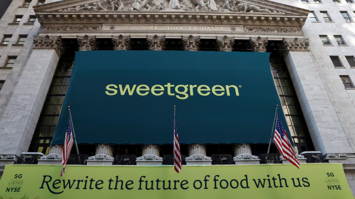 Sweetgreen shares slide as cyclosporiasis fears prompt forecast cut