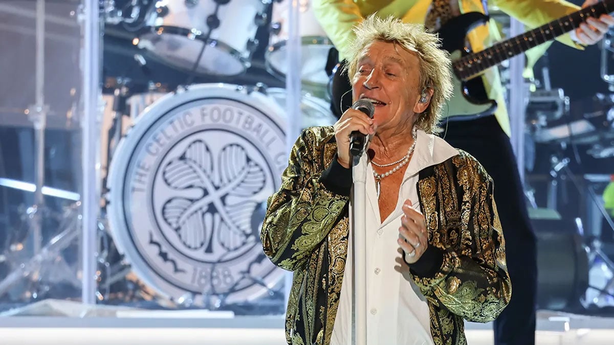 Rod Stewart takes break from touring following heart surgery